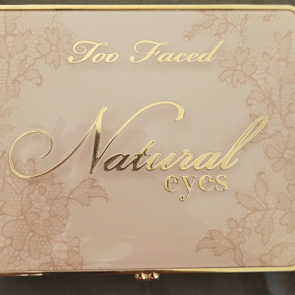 🆕 Too faced pallete